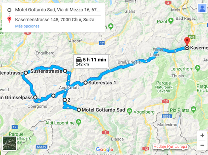 La ruta de los puertos alpinos en moto